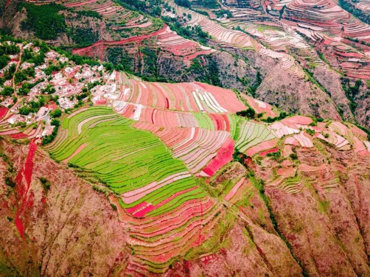 這條云南最美公路，適合自駕，現(xiàn)在還免費(fèi)--怒江最美公路