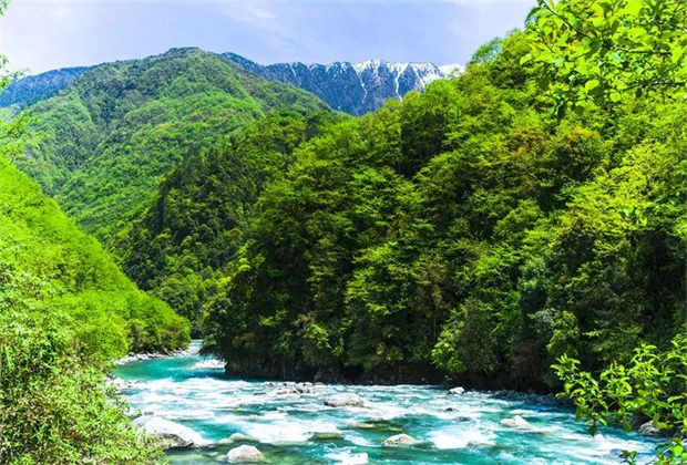 怒江會議旅游：遠(yuǎn)離城市喧囂，來看看秋日的獨龍秘境